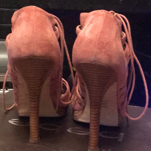 bebe size 10 pink suede shoe - Picture 3 of 6